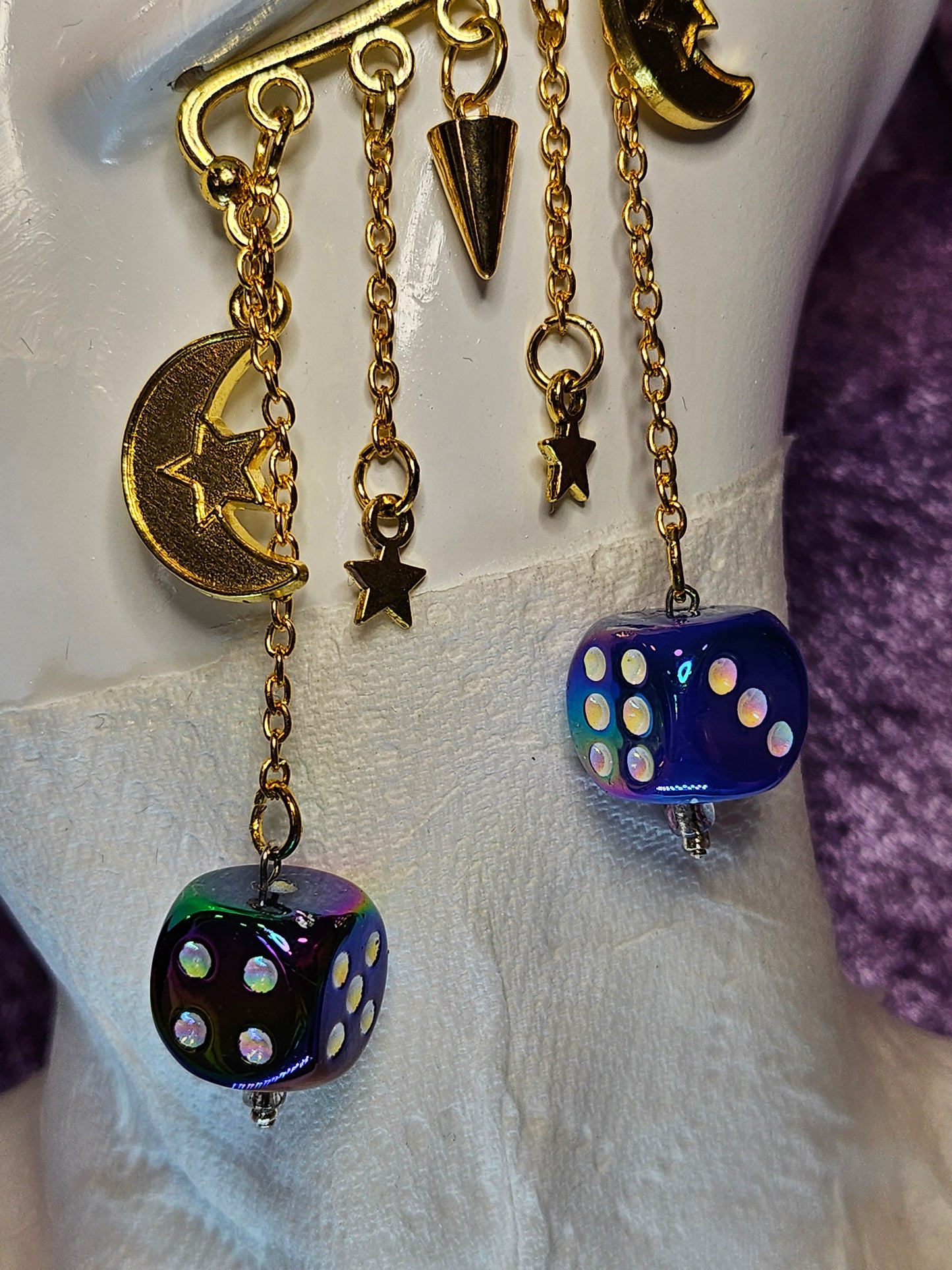 Oil Slick Dice Gold