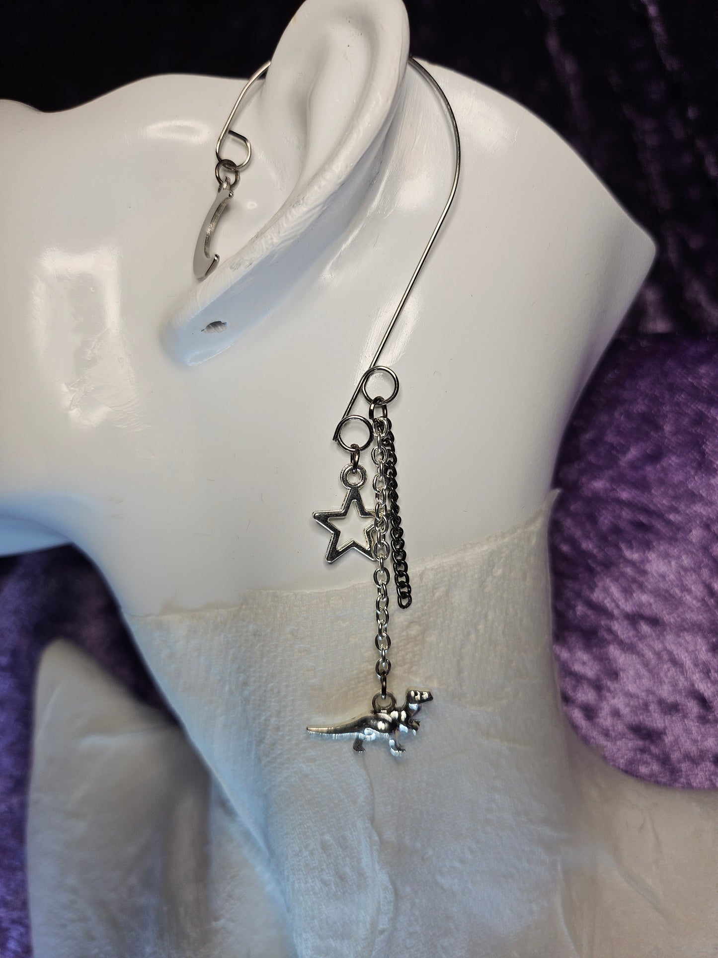 Chomp Chomp Wire Ear Cuff