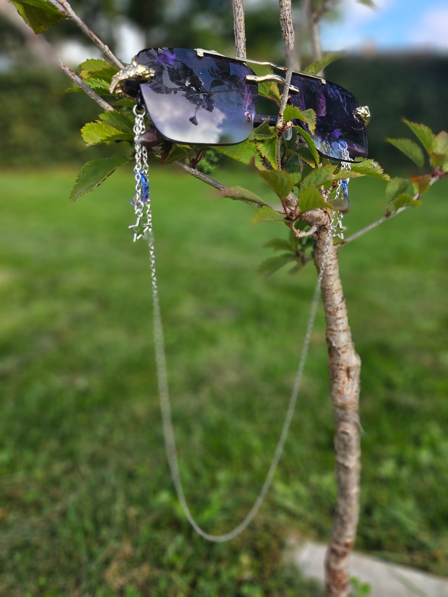 Cosmic Dreams Looking Chain